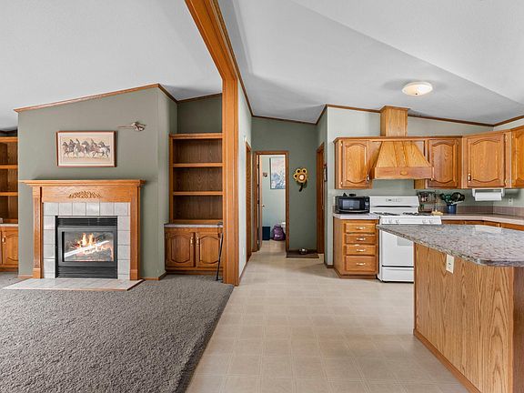 5th image of 641 240th St
