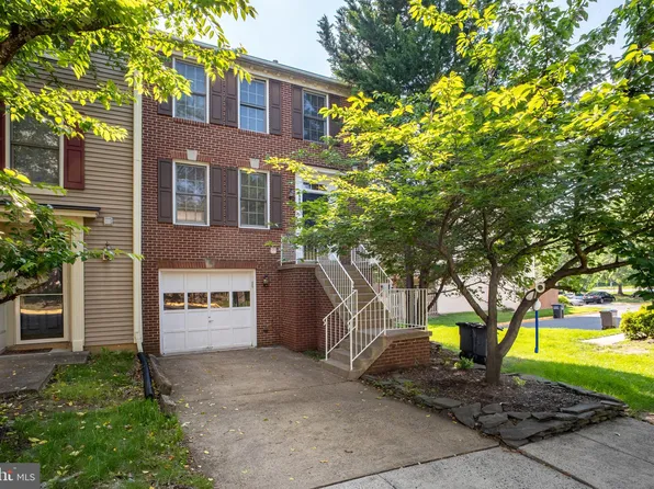 6308 John Charles Lndg, Centreville, VA 20121