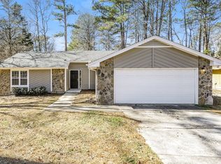 9185 Sunset Dr, Jonesboro, GA 30238