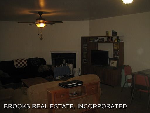 3rd image of 290 Patriot Ln #8E
