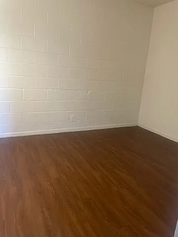 Sycamore Cove Apartments — Photo 14