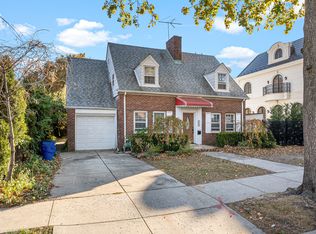 110-14 67th Dr, Flushing, NY 11375