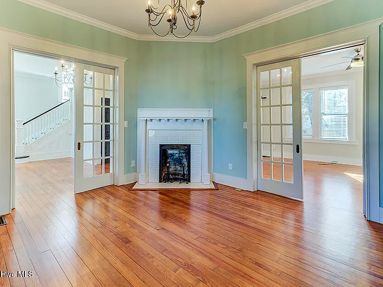 1812 Market St — Photo 13