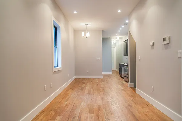 Rented by Nooklyn NYC LLC | media 41