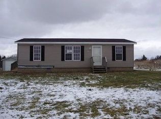 4903 Lacey Rd, Bellevue, MI 49021