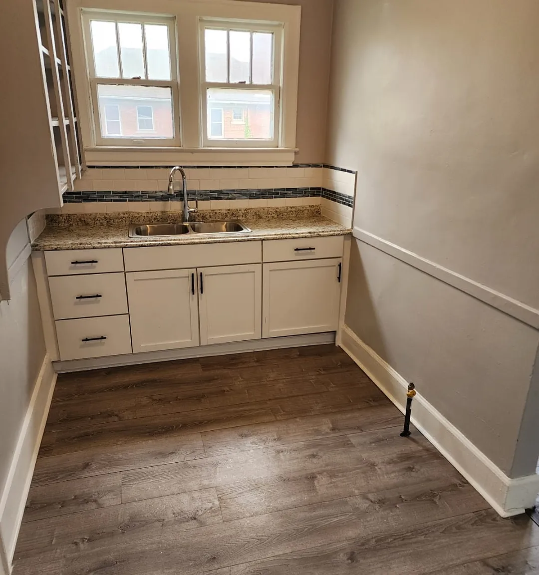1 bed, 450 sqft, $850 — Photo 3