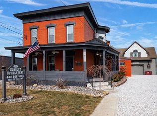 37931 Vine St, Willoughby, OH