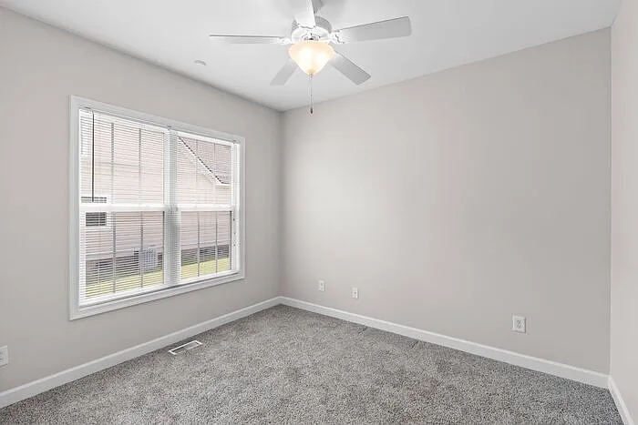 720 Camwheel Dr — Photo 26