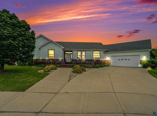 6500 W Allysum St, Sioux Falls, SD 57107