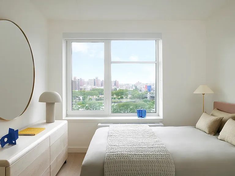 445 Gerard Ave #W1203 — Photo 2