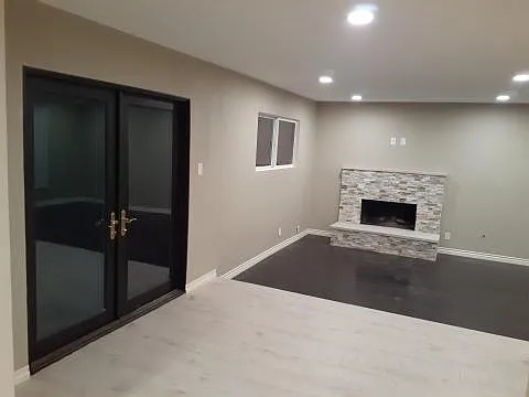 861 Elko Ave — Photo 4