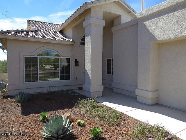 1st image of 1401 W Bridalveil Pl