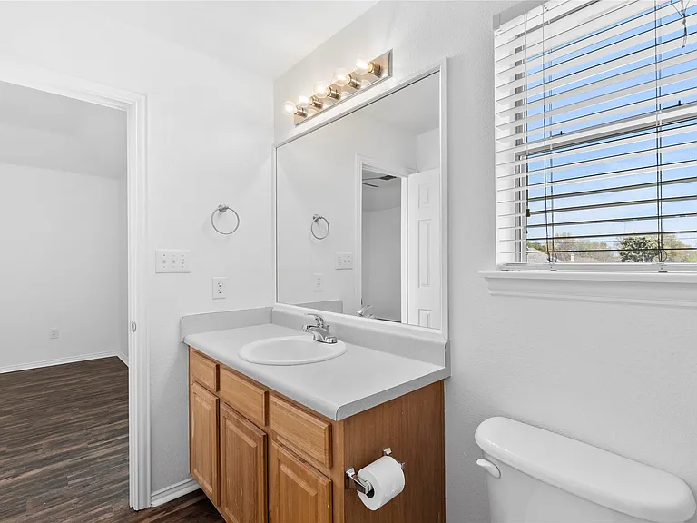 222 Wyndham Meadows Way — Photo 10
