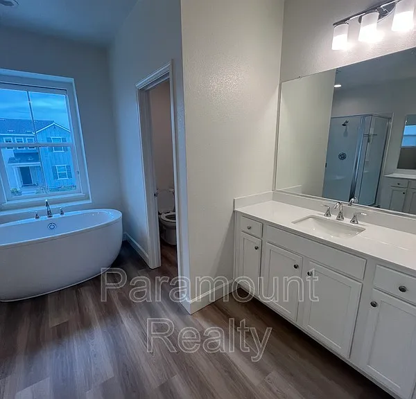 4202 Randa Way — Photo 32