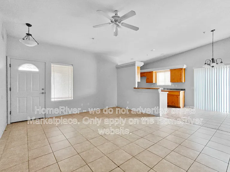 2806 Palisades Dr #101 — Photo 4