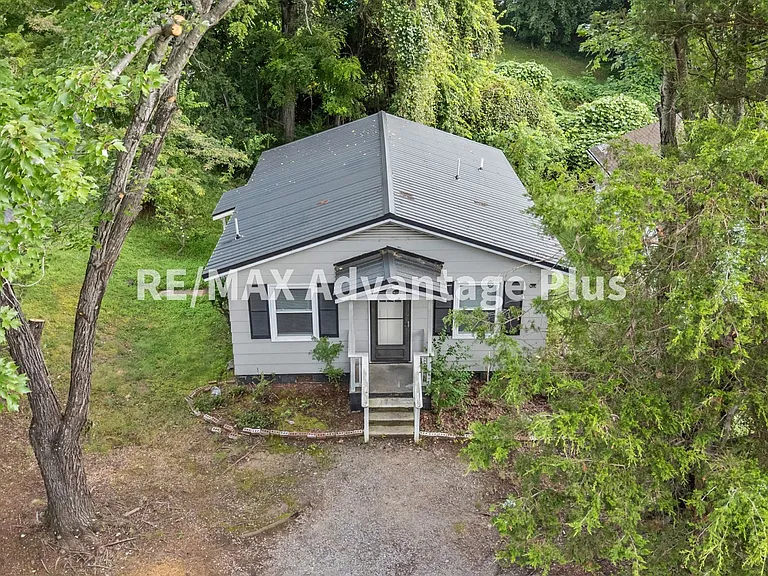 200 Gross St — Photo 27