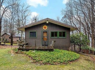 21 Snow Drift Ln, Champion, PA 15622