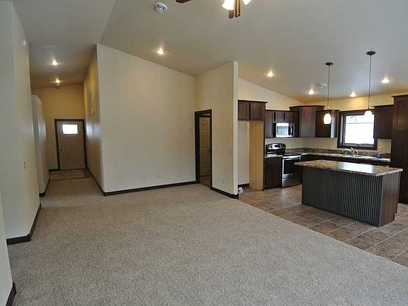 3rd image of 263 Brookshire Blvd