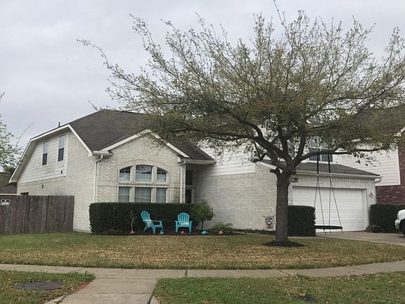 3rd image of 19230 Crescent Pass Dr