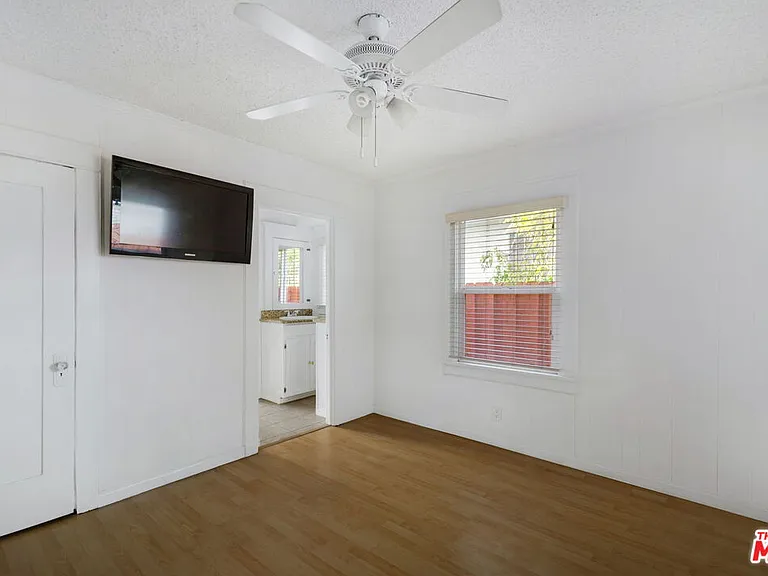 333 W 70th St #333 — Photo 11