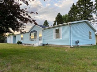235 Cass River Dr, Caro, MI 48723