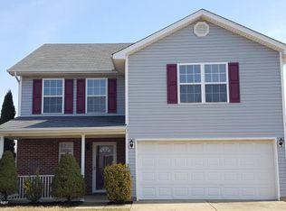 11201 Sand Lake Ct, Louisville, KY 40272