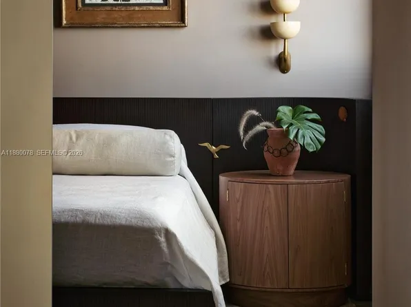 121 NE 34th St #2408, Miami, FL 33137