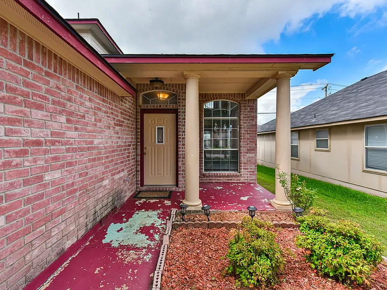 4600 Donegal Bay Ct — Photo 33