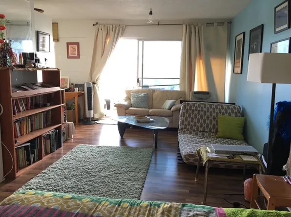 1710 Punahou St APT 701, Honolulu, HI 96822