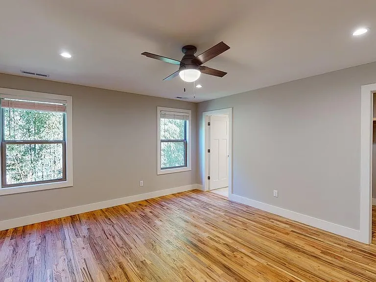 603 Marietta St — Photo 9