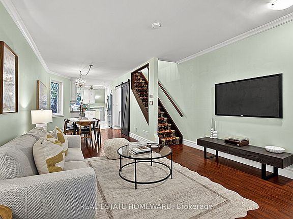 4th image of 190 Rhodes Ave