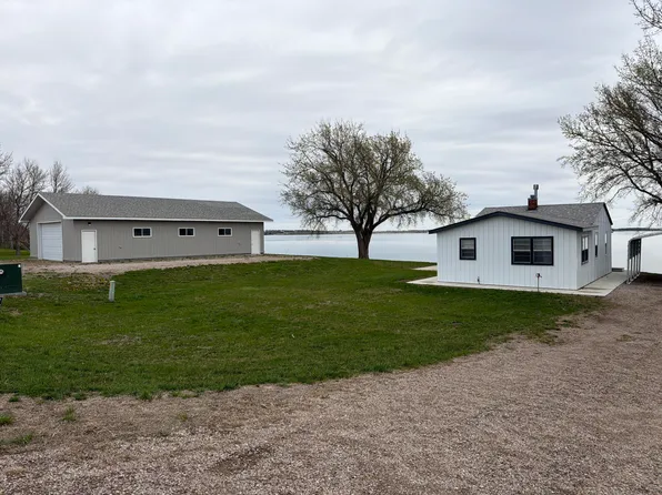 19492 & 19488 W Shore Ave, Huron, SD 57350