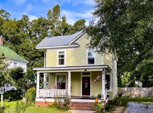 1418 10th St, Victoria, VA 23974