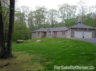 34 Daniel St, East Hampton, CT 06424