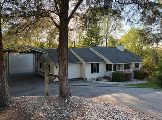 95 Indian Pointe Dr, Hardy, VA 24101