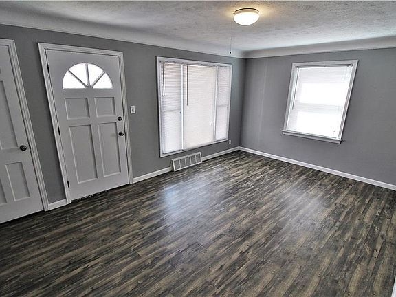 3rd image of 12003 Willard Ave