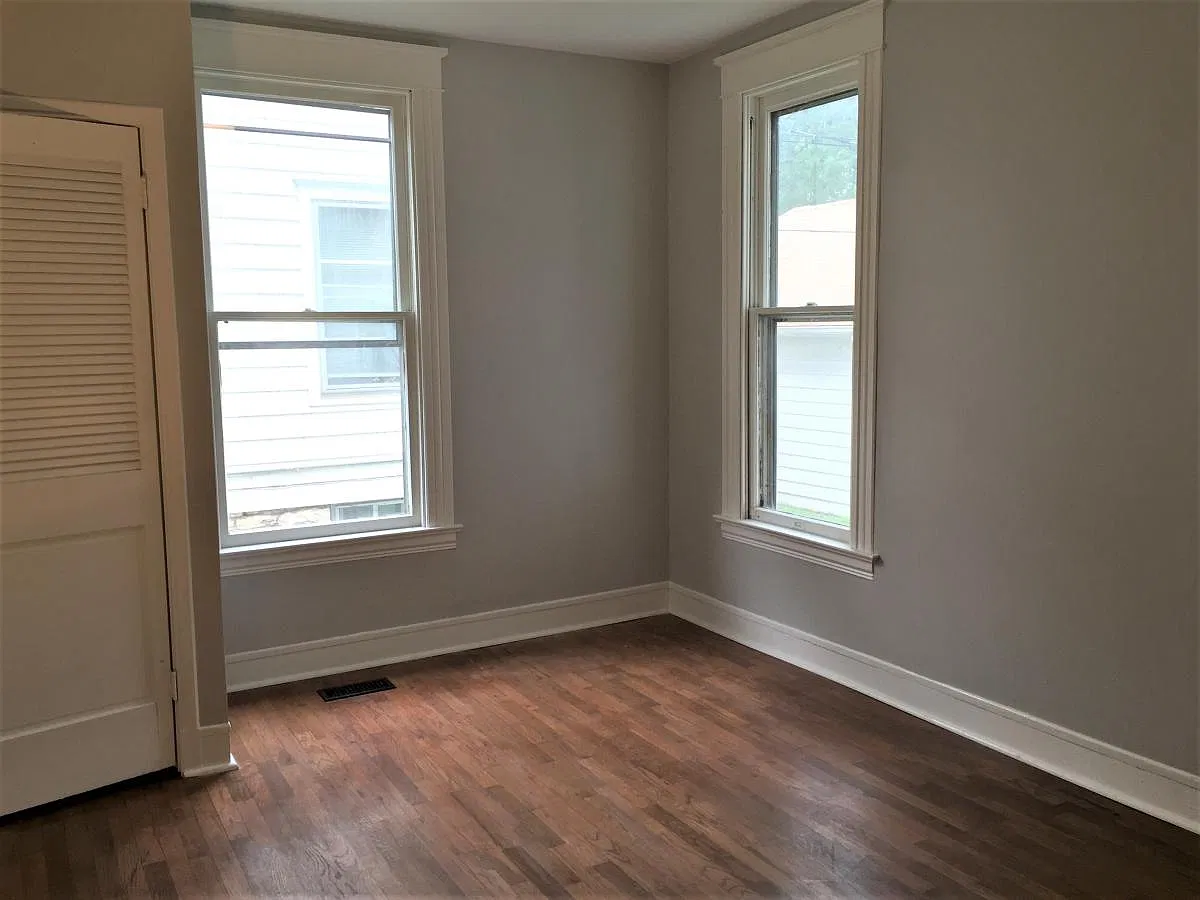 2 bed, 900 sqft, $1,460 — Photo 4