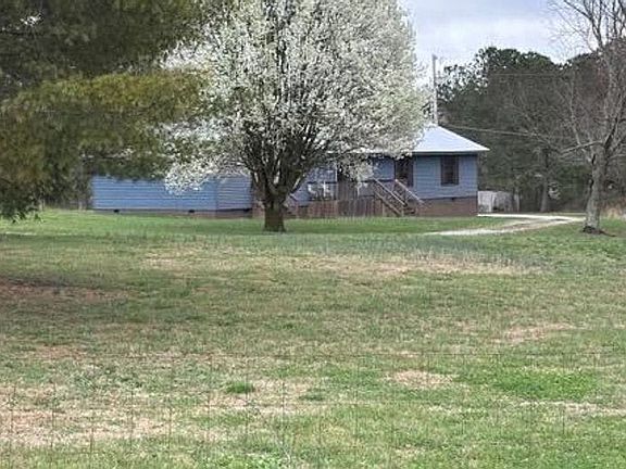 2nd image of 340 Old Spring Creek Rd