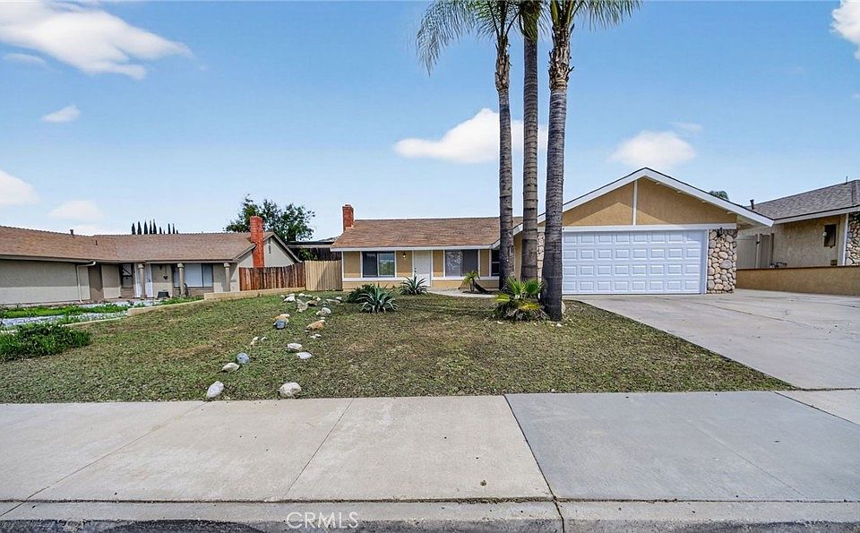 1st image of 24404 Chippewa Trl