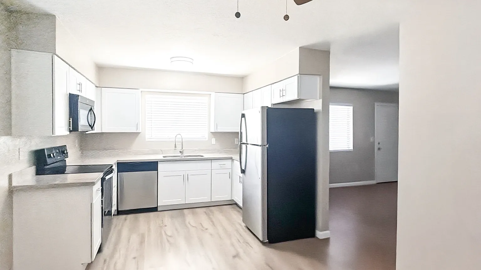 2 bed, 875 sqft, $1,195 — Photo 1
