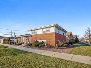 6158 S Rutherford Ave, Chicago, IL 60638