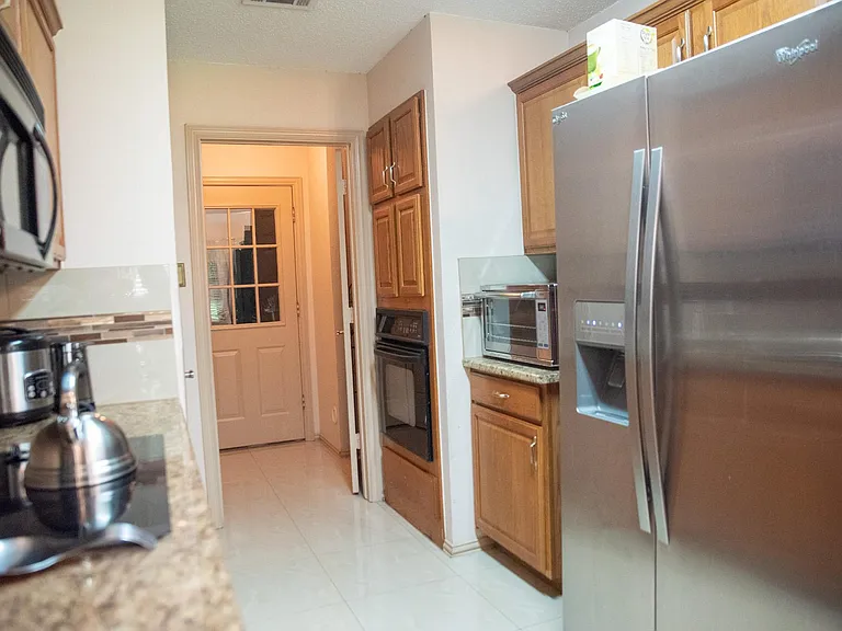 1711 Barbados Dr — Photo 32