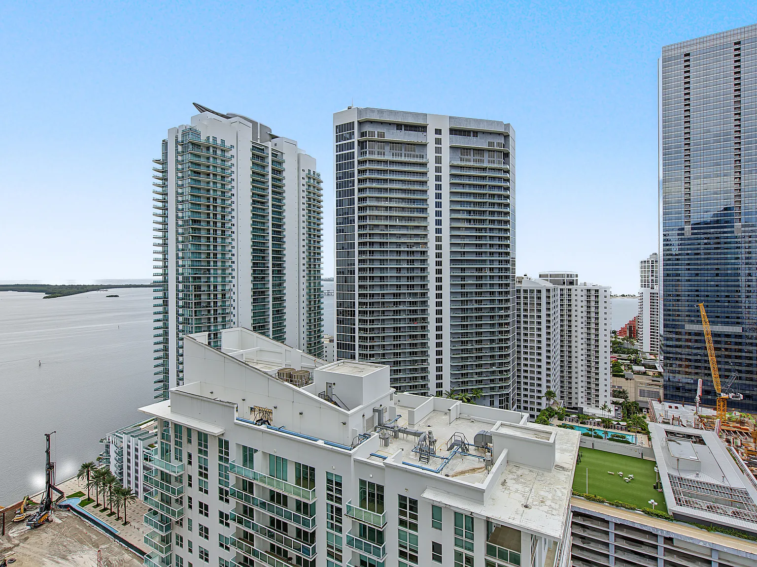 1 bed, 825 sqft, $3,500 — Photo 2