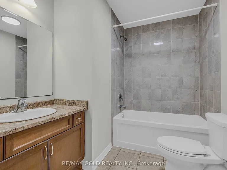 94 Benhurst Cres — Photo 31