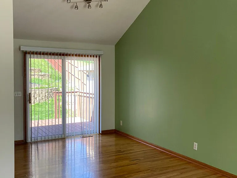 3040 S 35th Ave — Photo 16