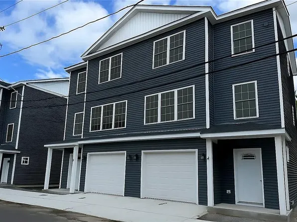 13 Crawford St, West Warwick, RI 02893