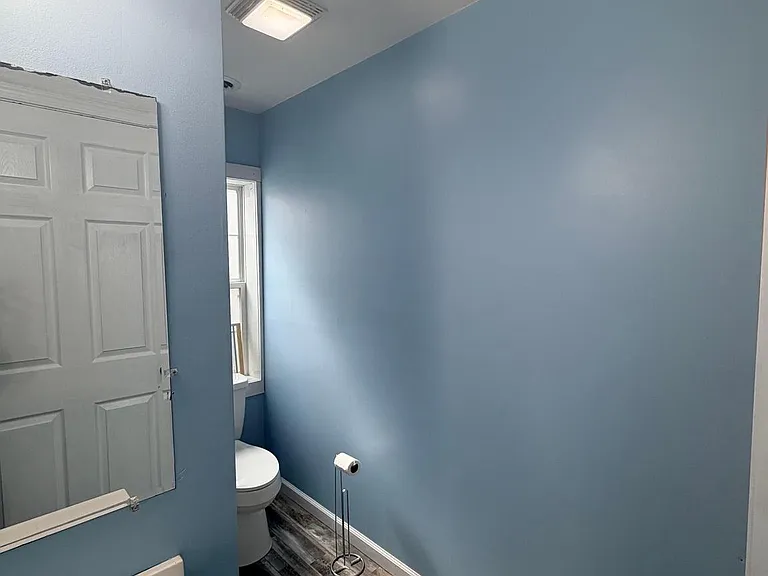 125 E Main St — Photo 11