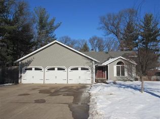 5456 Cardinal Dr, Stevens Point, WI 54482