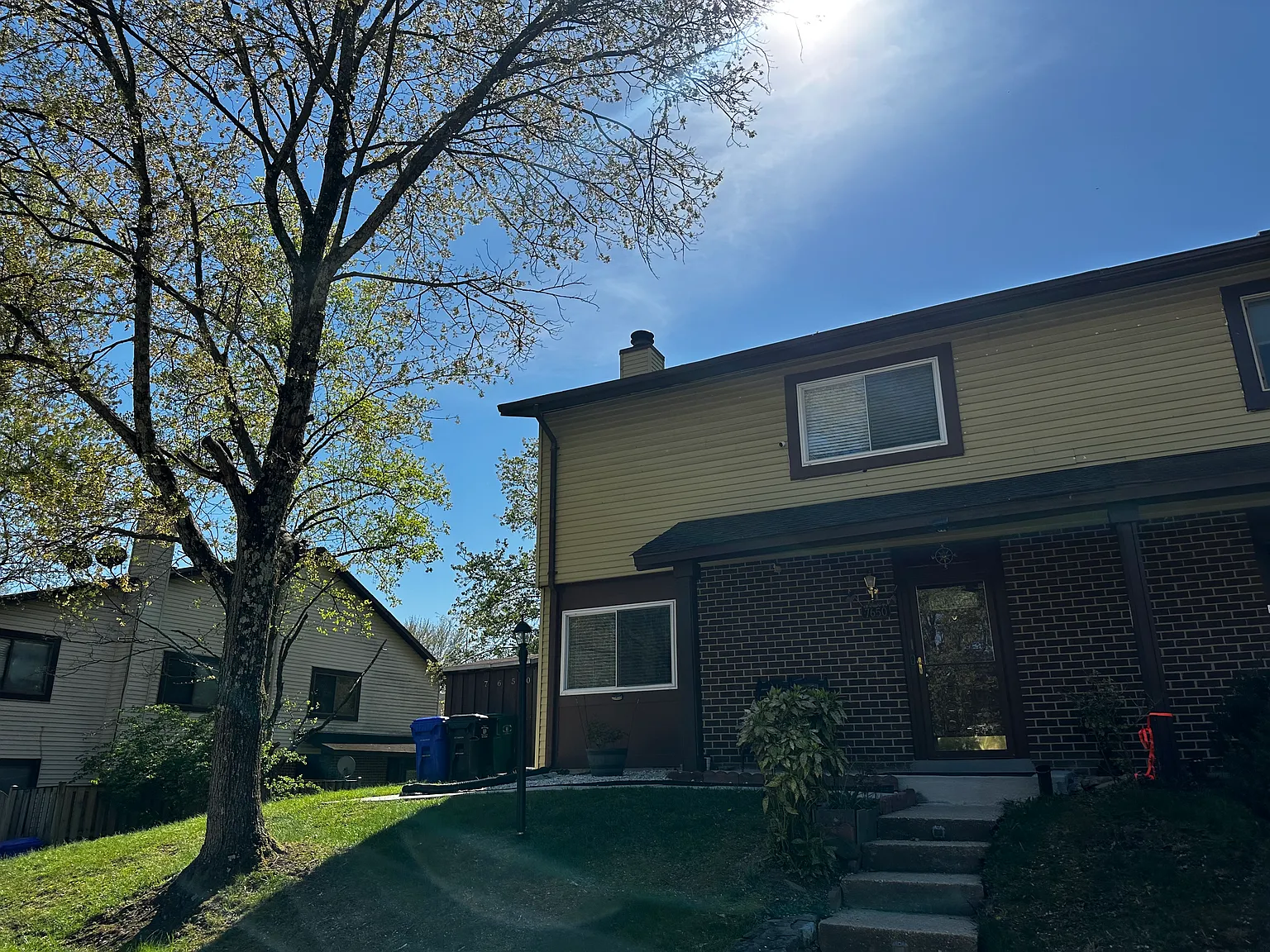 3 bed, 1.5 bath, 1300 sqft, $2,500 — Photo 1