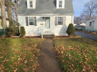 880 Flatbush Ave, West Hartford, CT 06110